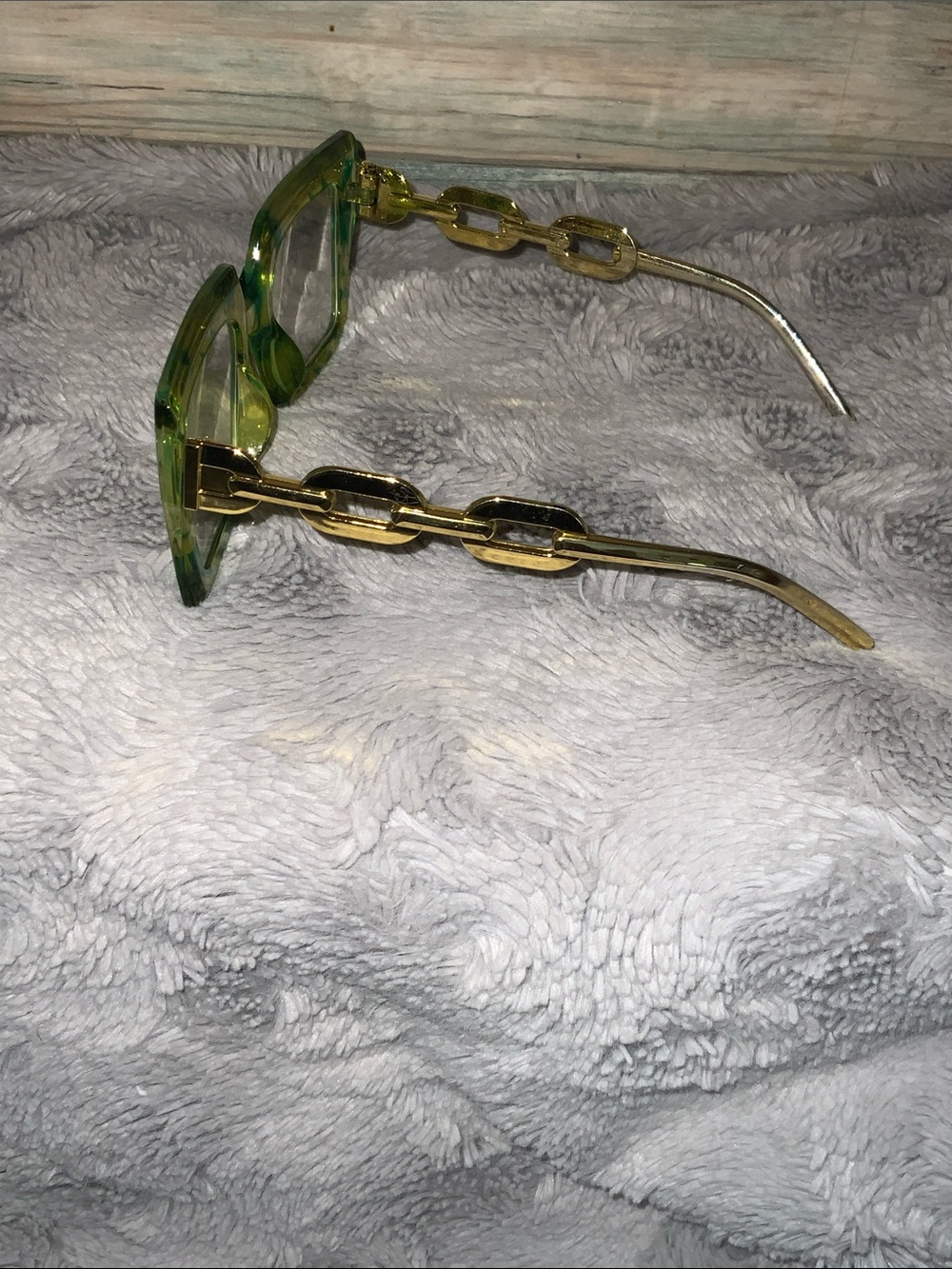 Square Frame Fashion Glasses - Picture 4 of 7